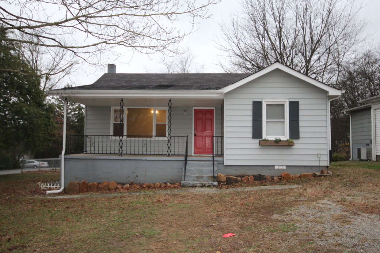 Primary Photo - Updated Move In Ready 3 Bedroom in Red Bank!