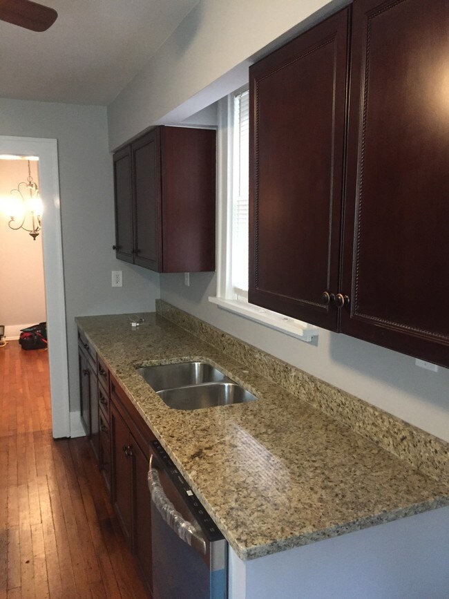 Cocina - 1805 Middle St