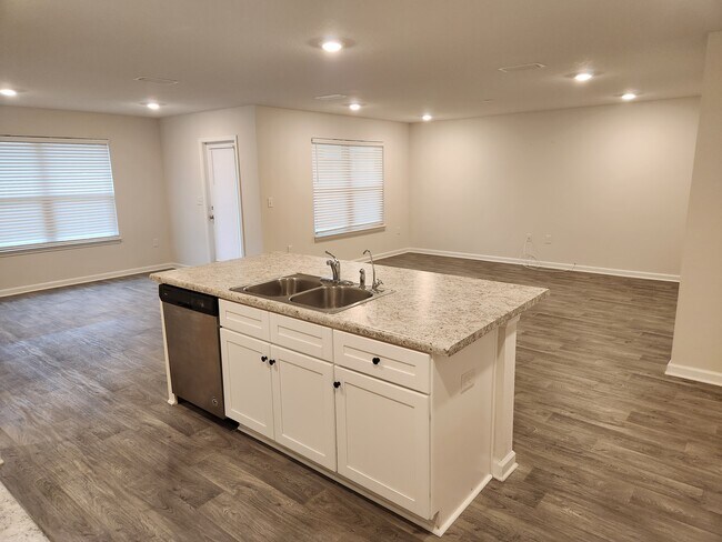 Building Photo - 4804 Loblolly Way