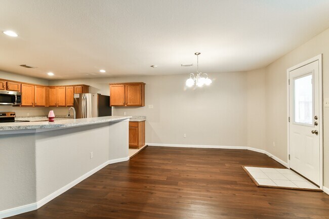 Building Photo - 11118 Opatrny Meadows Ln