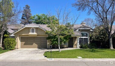 Building Photo - 9286 N Bramwell St