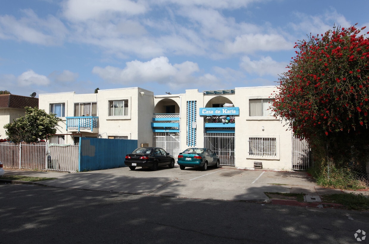Primary Photo - Casa De Karla