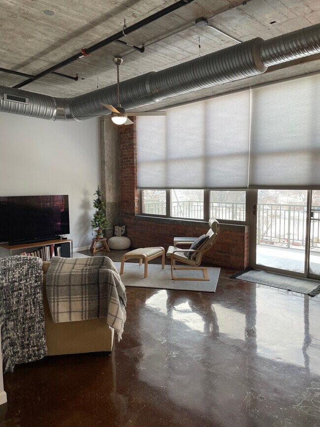 Foto del edificio - 745 Washington St