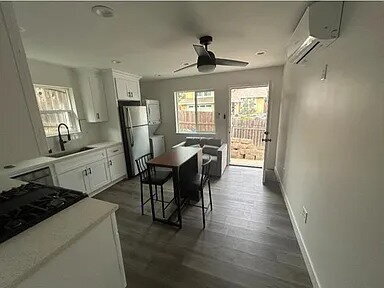 Building Photo - Newly built bungalow