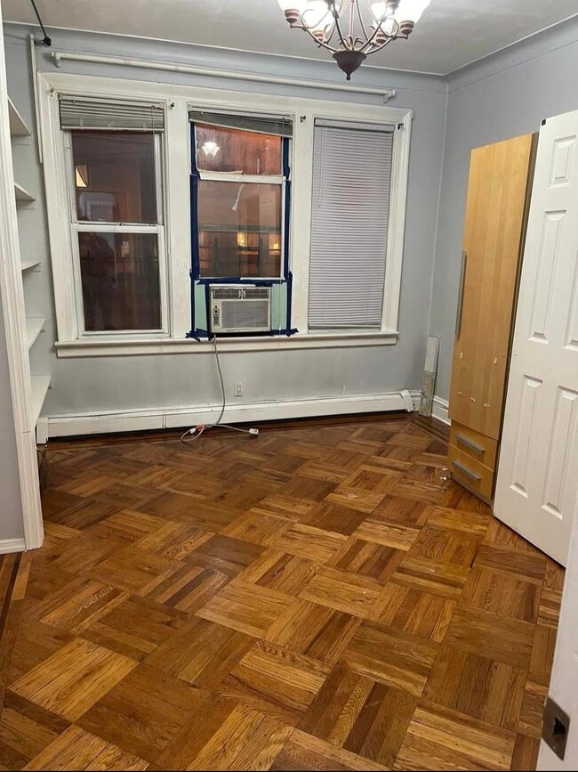 Foto del edificio - 275 MANHATTAN Ave