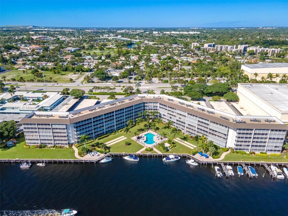 410 N Federal Hwy Unit 616, Deerfield Beach, FL 33441 Condo for Rent