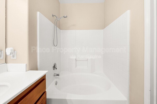 Foto del edificio - 6223 Avenida De Las Vistas