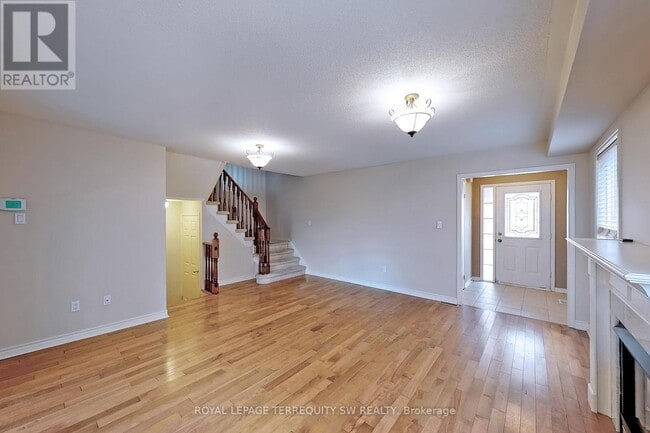 Building Photo - 1455 Pinecliff Rd