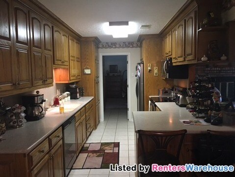 Foto del edificio - 311 Melton St