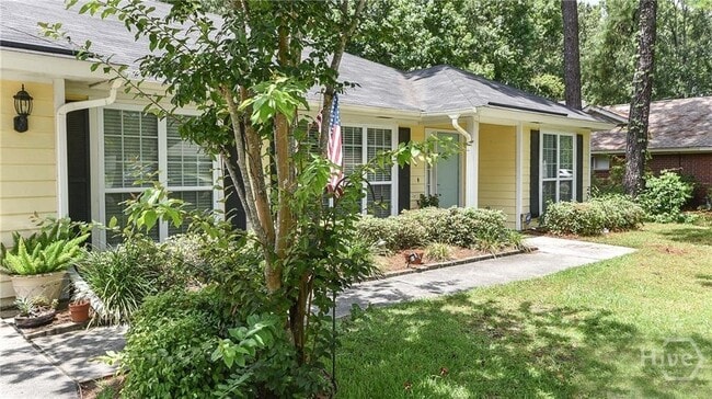 Building Photo - 135 Hermitage Dr