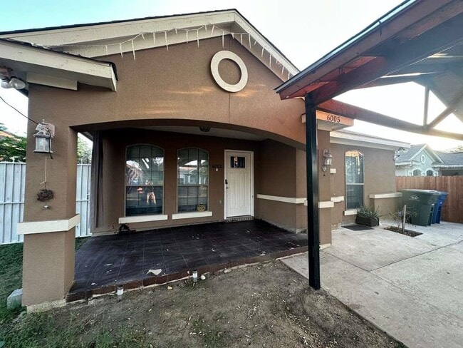 Foto del edificio - 6005 Asis