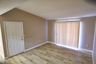 Building Photo - 5055 W Hacienda Ave