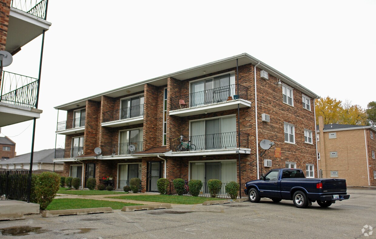 Primary Photo - 7926 W 90th Pl