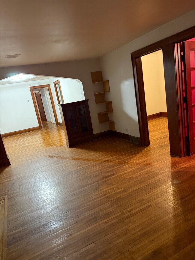 Foto del edificio - 470 Winspear Ave