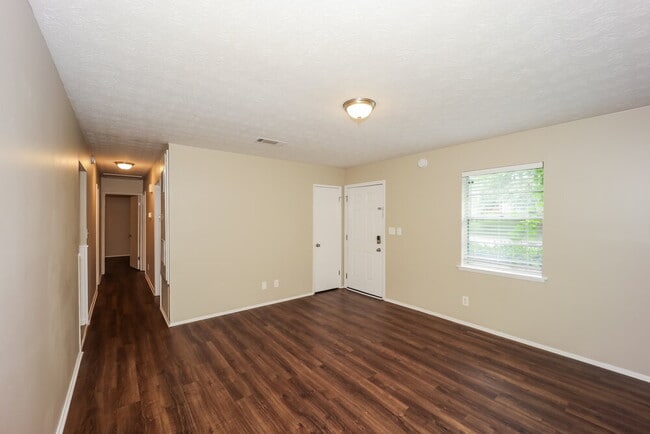 Building Photo - 6133 Fieldcrest Dr