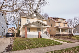 Building Photo - 349 Beechwood Dr