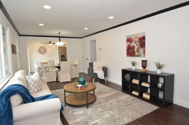 Foto del edificio - 1350 Kenilworth Dr SW
