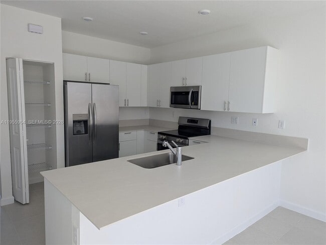 Building Photo - 338 SW 338th St