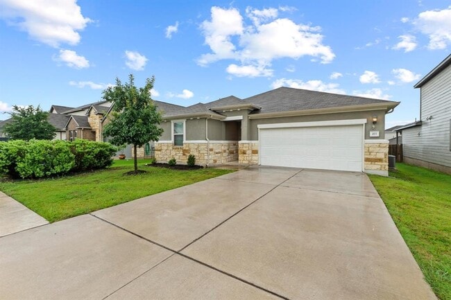 Building Photo - 277 Magna Ln