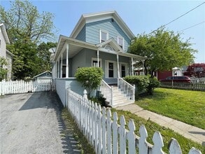 Building Photo - 125 East Ave