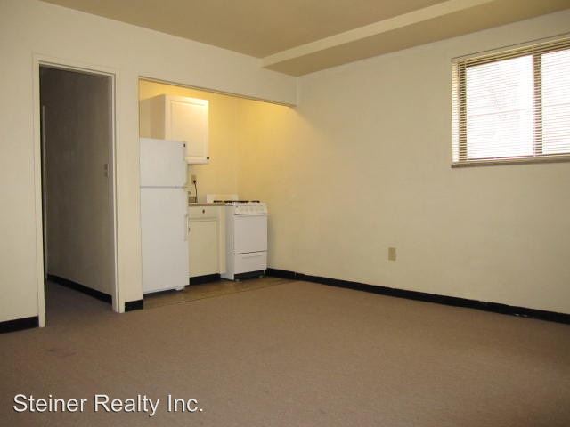 Building Photo - 246 McKee Pl