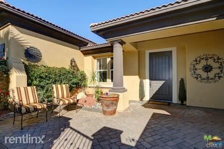 Foto del edificio - 3 br, 4 bath House - 114 Batista Ct