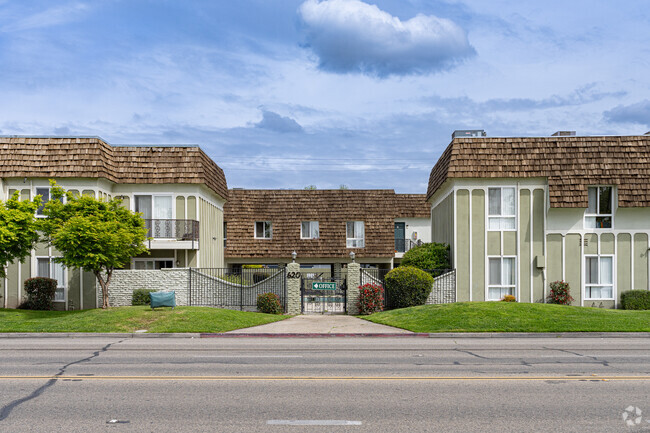 Alternate Building View - Outrigger Apartments