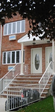 Primary Photo - 10150 93rd St