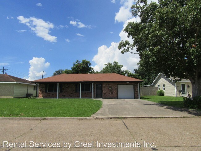Building Photo - 2621 Rose Ln