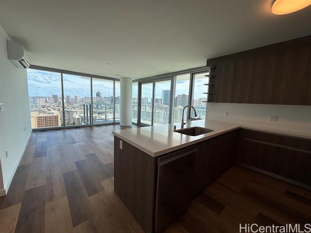 Foto del edificio - 1500 Rycroft St