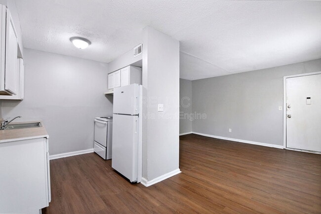 Photo - 2516 Pennacook Rd Apartment