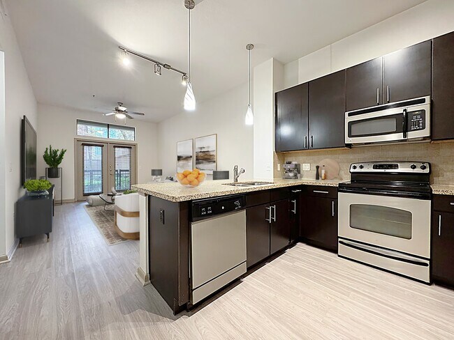 Midtown Elegance. Modern Lifestyle. - Midtown Elegance. Modern Lifestyle. Apartment