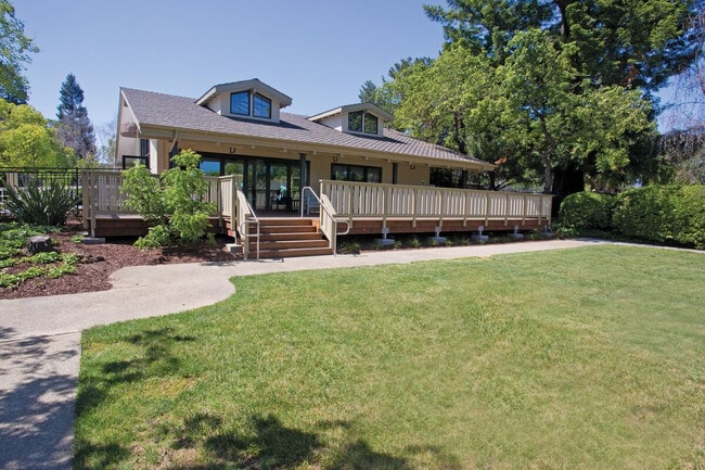 Building Photo - Villages at Cupertino