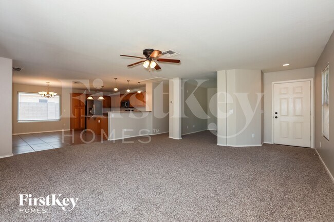 Foto del edificio - 2050 W Hayden Peak Dr
