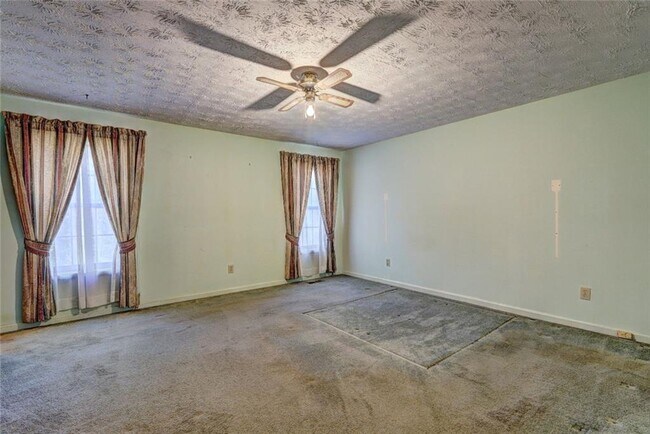 Foto del edificio - 503 Fayetteville Rd