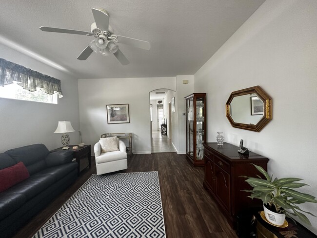 Foto del edificio - 7521 15th Ln