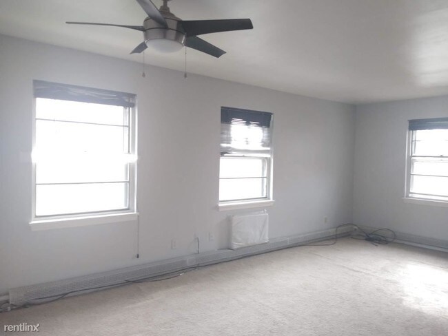 Foto del edificio - 13801 Cedar Rd