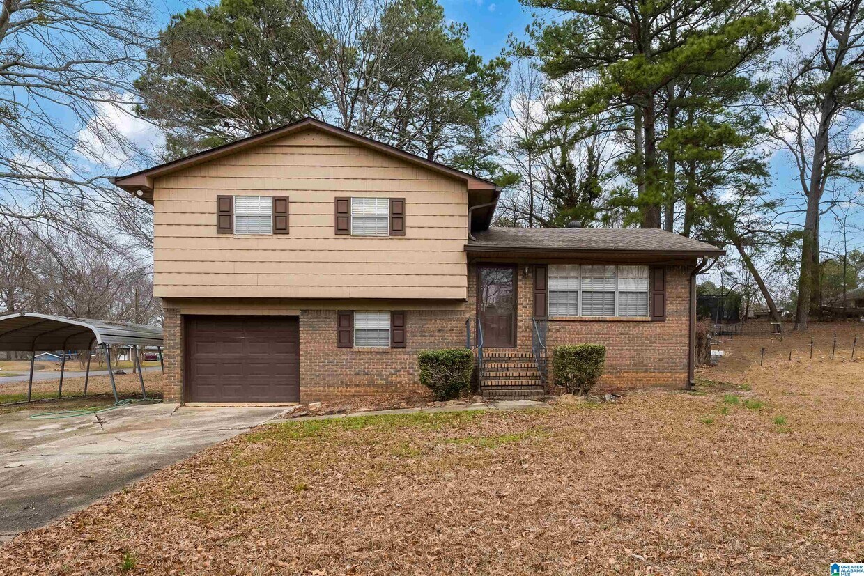 3009 Burkwood Rd, Fultondale, AL 35068 House Rental in Fultondale, AL