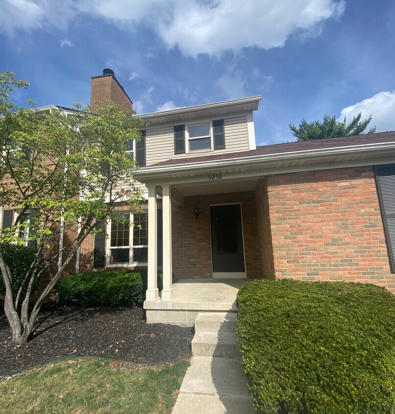 Primary Photo - 5258 Meadowknoll Ln