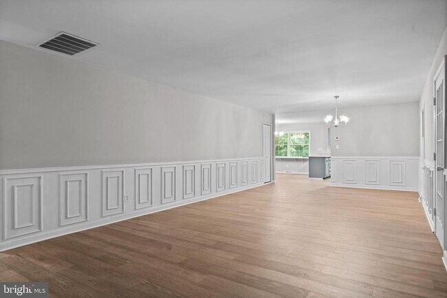 Foto del edificio - 7795 Penn Manor Ct