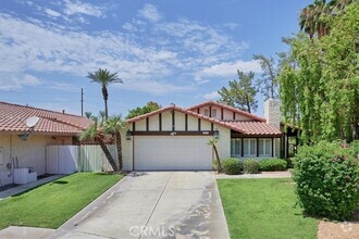 Building Photo - 40351 Sugar Bush Ct