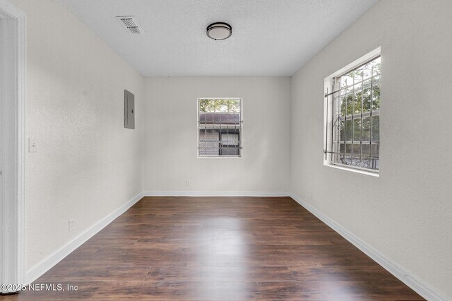 Foto del edificio - 2013 W 6th St