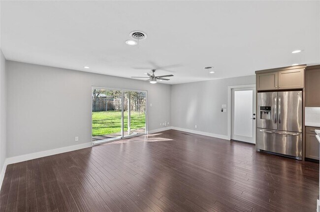 Foto del edificio - 1305 Glenwood Dr