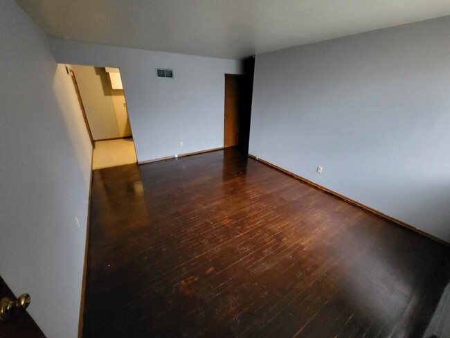 Foto del edificio - 6144 W Florissant Ave