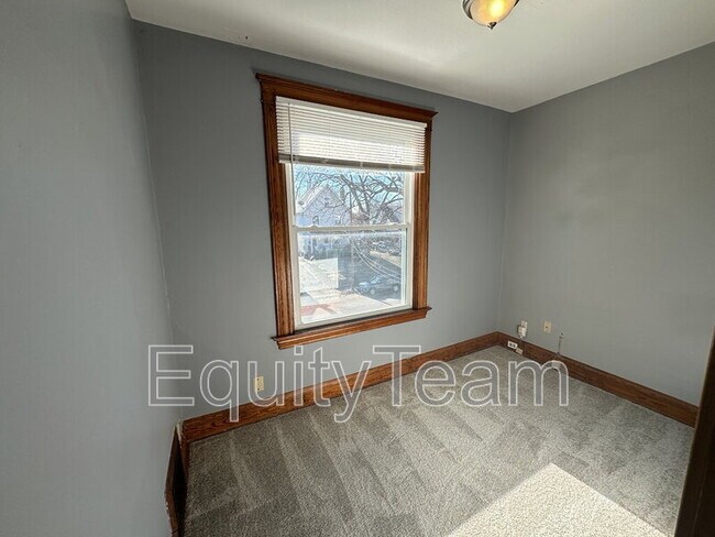 Foto del edificio - 2618 Ida Ave