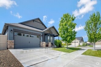 Building Photo - 2057 E Melwood St