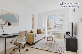 Building Photo - 150 Lawrence St