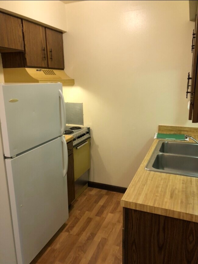 Foto del edificio - 3515 E Tesch Ave