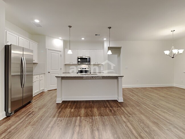 Foto del edificio - 5045 Hudson Vly Dr