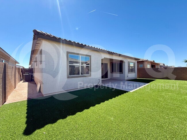 Foto del edificio - 2996 E Birdsong Ave